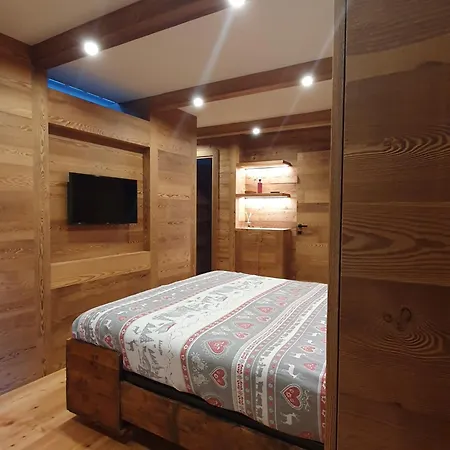 Lägenhet Superior Apartament Courmaison Vista Monte Bianco *